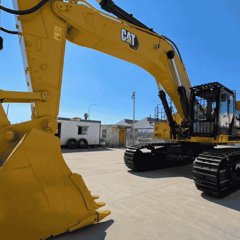 CAT 374L excavator in the CTC yard.