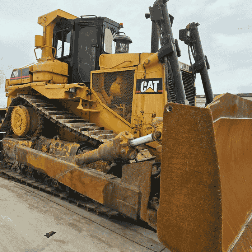 CAT D9N dozer in the CTC yard.