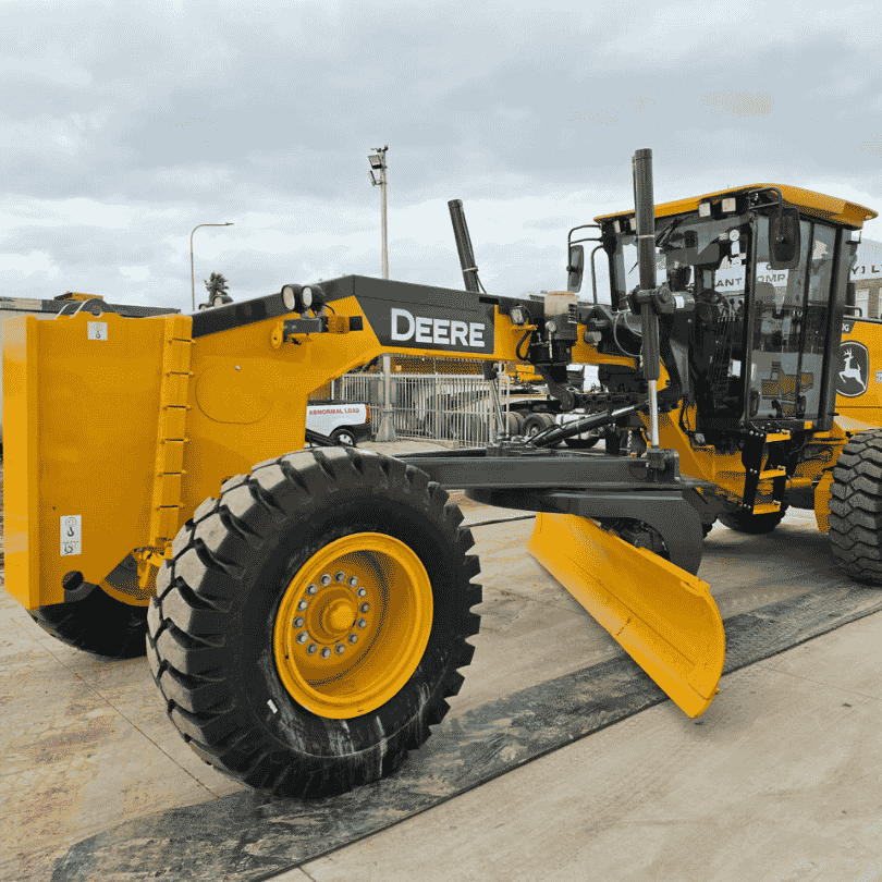 John Deere 670G motor grader at CTC Plant Company