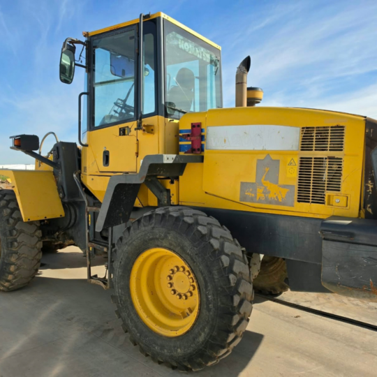 Komatsu WA200-5 loader in the CTC yard.